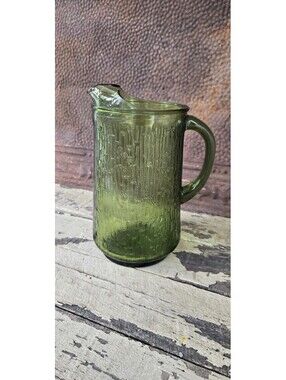 Vintage Anchor Hocking Avocado Green Pagoda Bamboo Pattern Glass Pitcher Retro